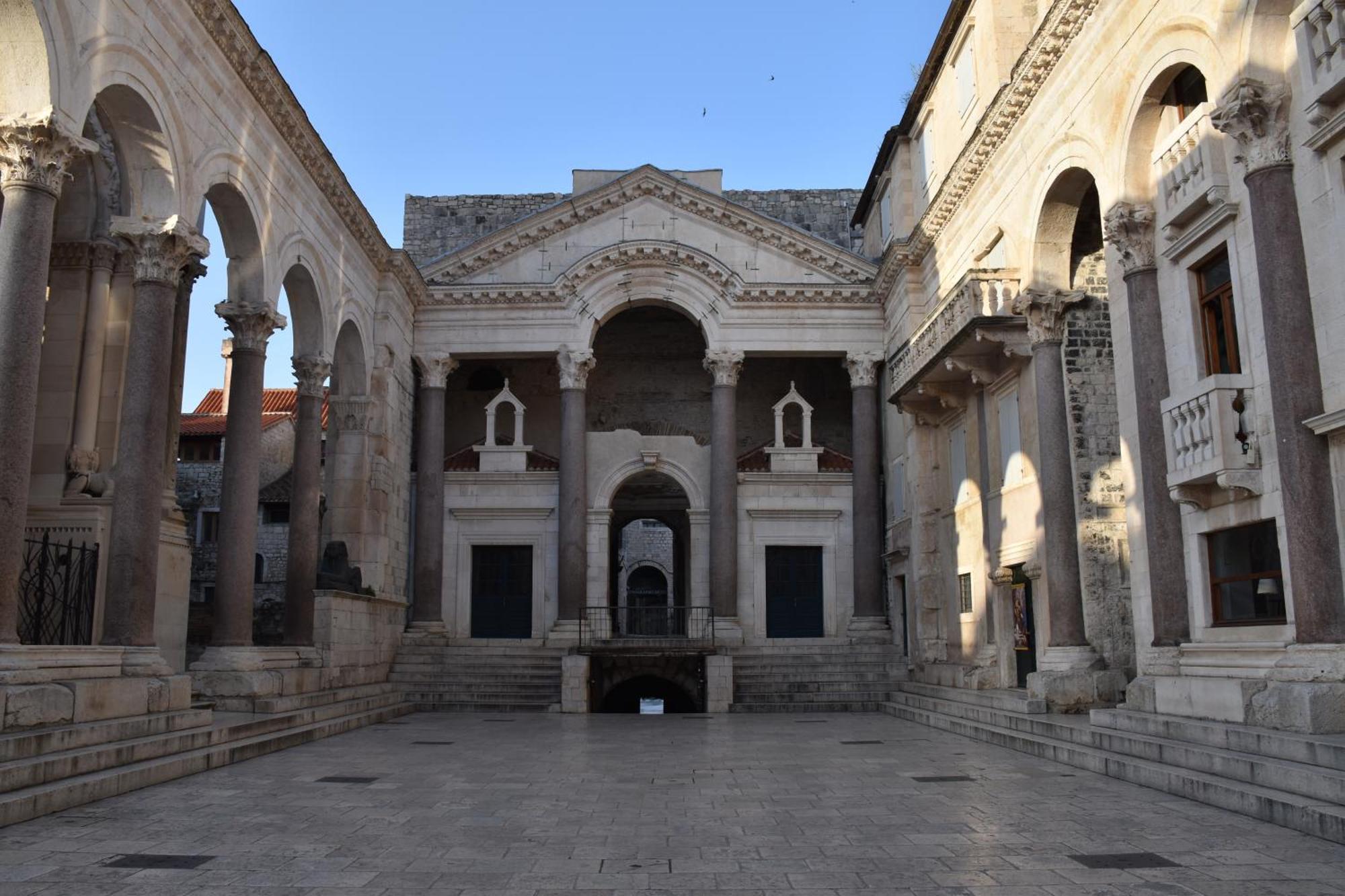 Antares Luxury Rooms 1 Split Dış mekan fotoğraf