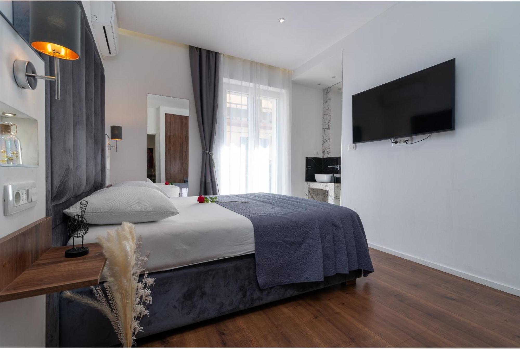 Antares Luxury Rooms 1 Split Dış mekan fotoğraf