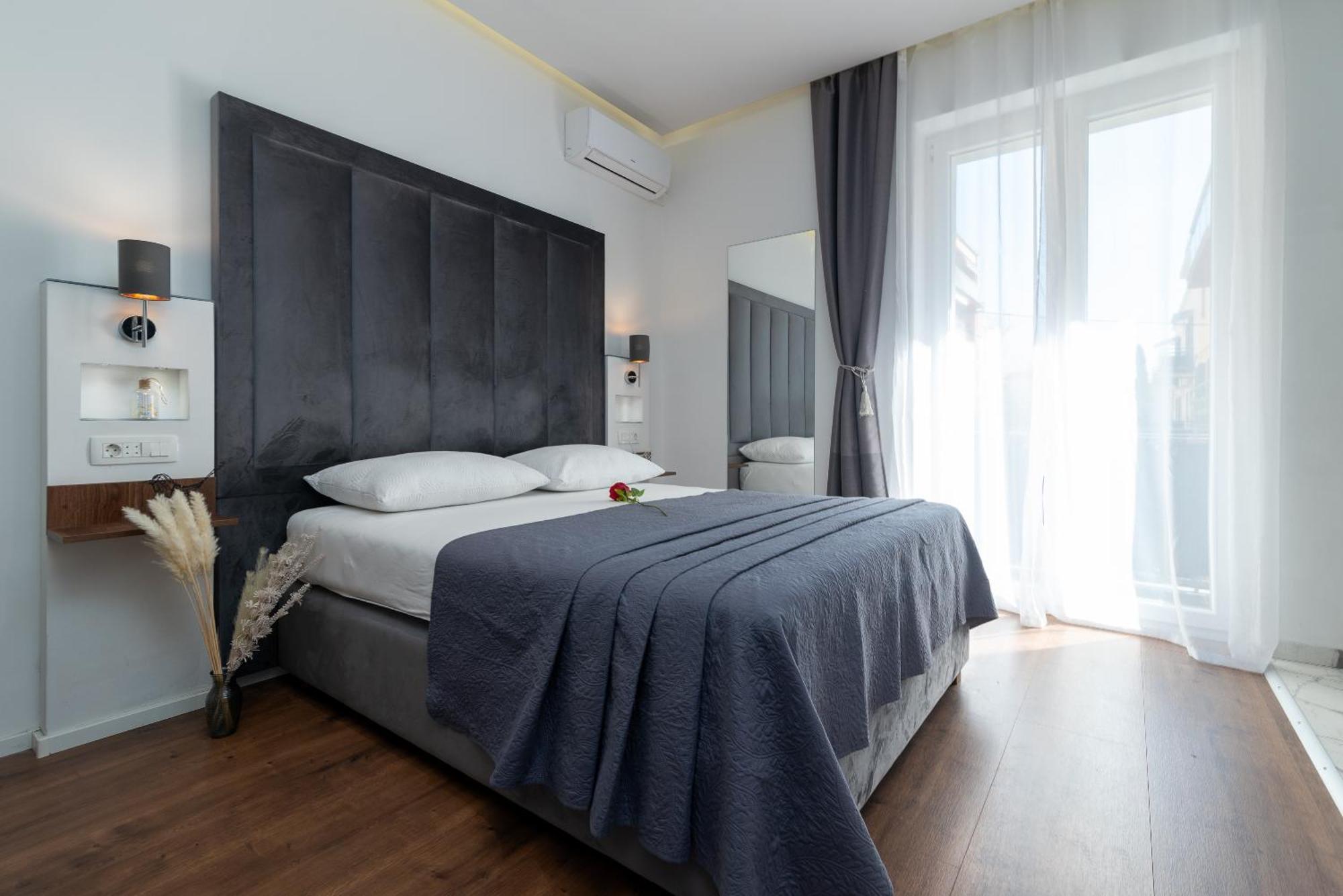 Antares Luxury Rooms 1 Split Dış mekan fotoğraf