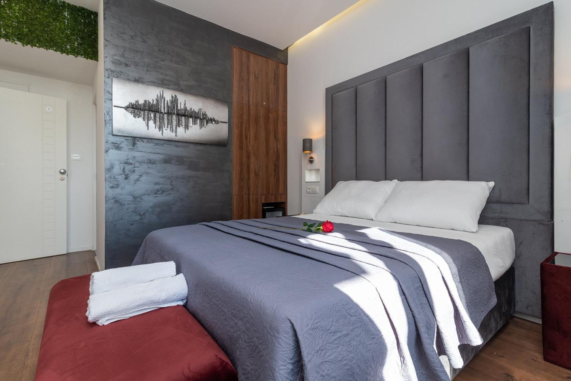Antares Luxury Rooms 1 Split Dış mekan fotoğraf