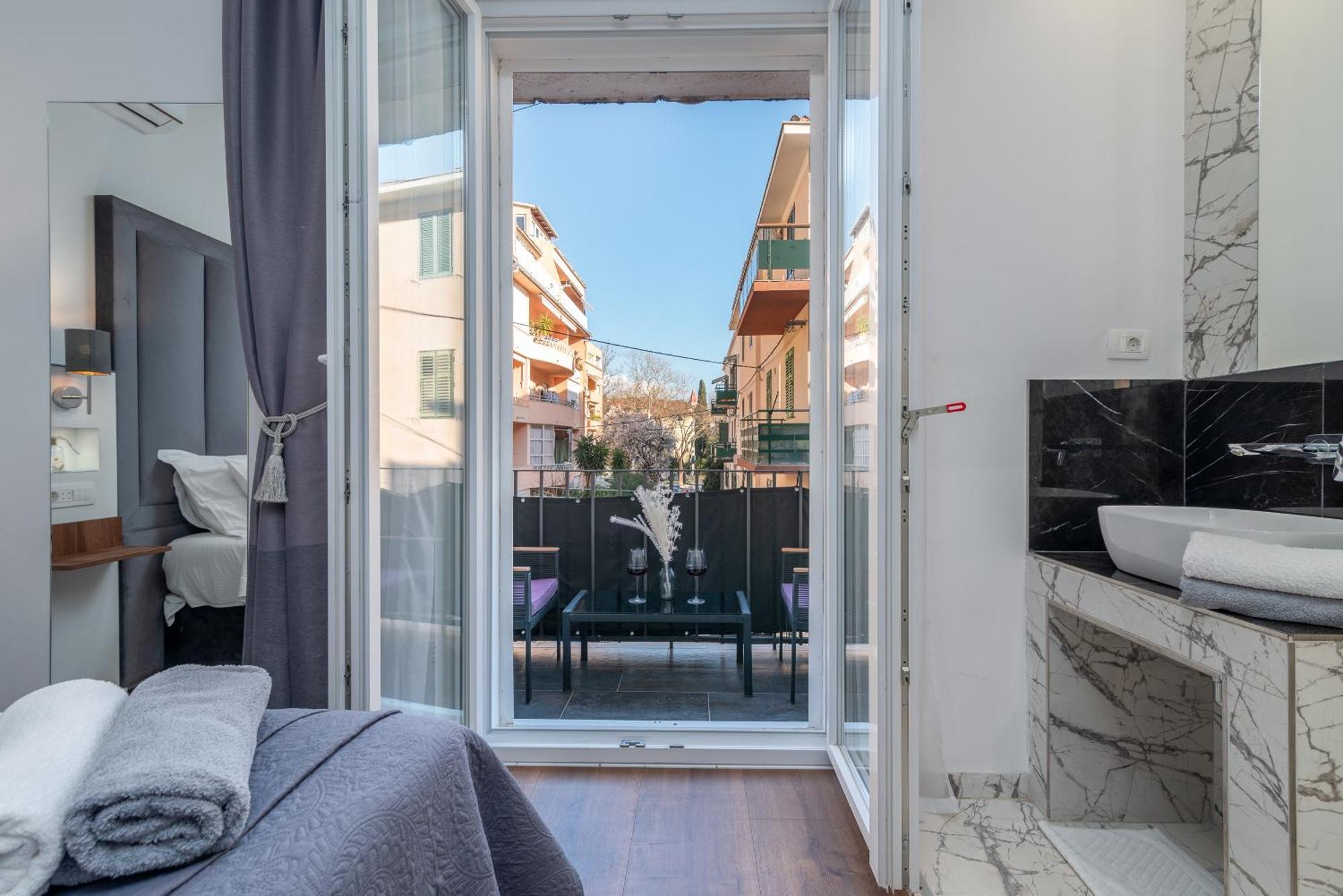 Antares Luxury Rooms 1 Split Dış mekan fotoğraf